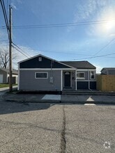 Building Photo - 278 Hosack St