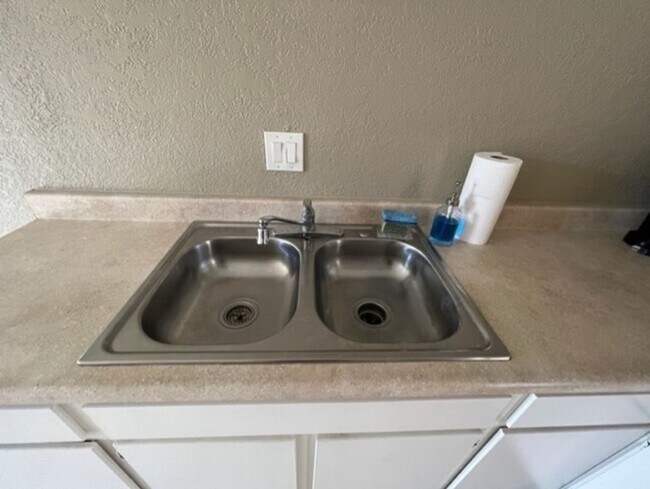 Building Photo - 16829 Glenhope Dr. La Puente CA