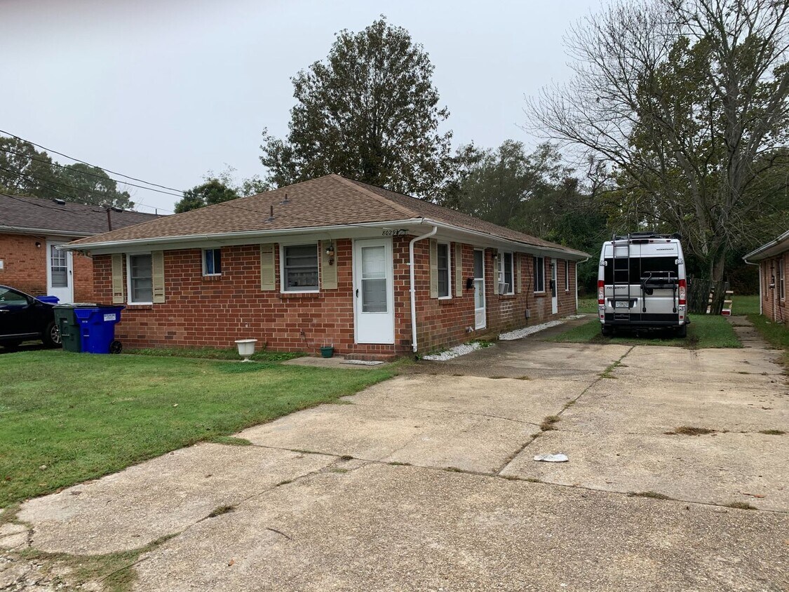Primary Photo - 8029 Redmon Rd