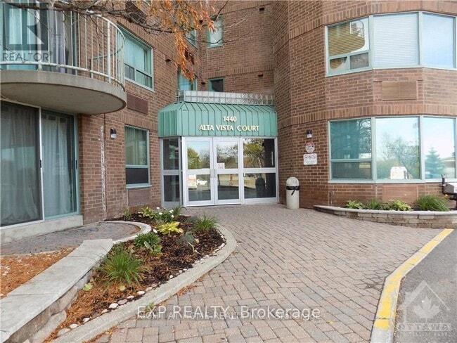 Building Photo - 1440 Heron Rd