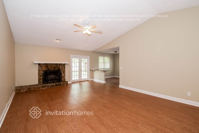 Foto del edificio - 8552 Boysenberry Ln