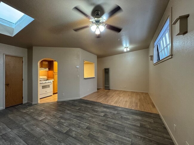 Building Photo - 960cking