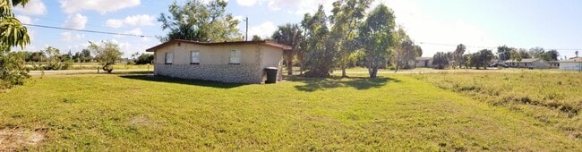 Building Photo - 2176 Highland Ave