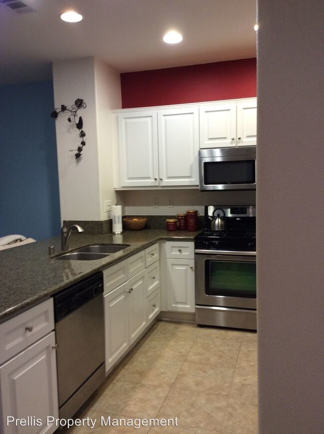 Building Photo - 15625 Odyssey Dr