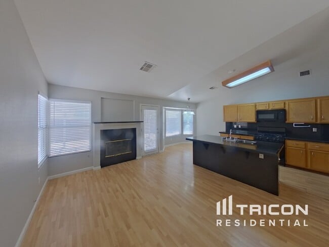 Building Photo - 6119 Bing Cherry Dr