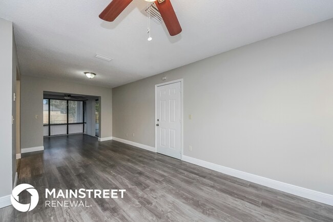 Foto del edificio - 660 McKinley Ct