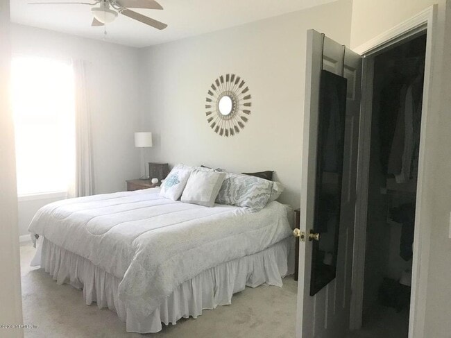 Foto del edificio - 7801 Point Meadows Dr