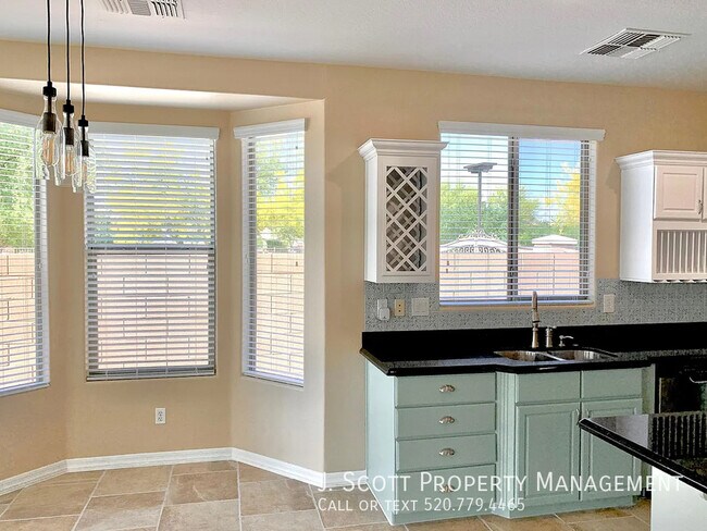 Foto del edificio - 8206 S 22nd Ln