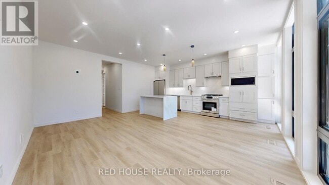 Building Photo - 63-63 Derwyn Rd