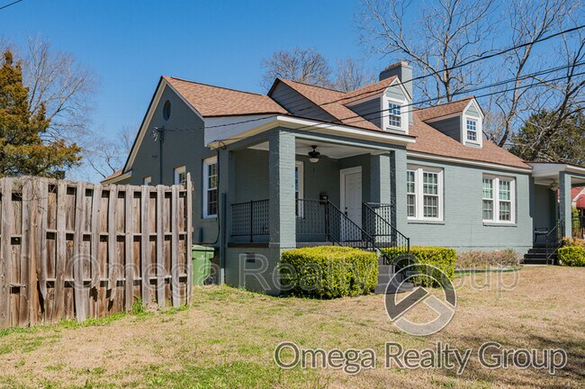 Building Photo - 1343 Felder Ave