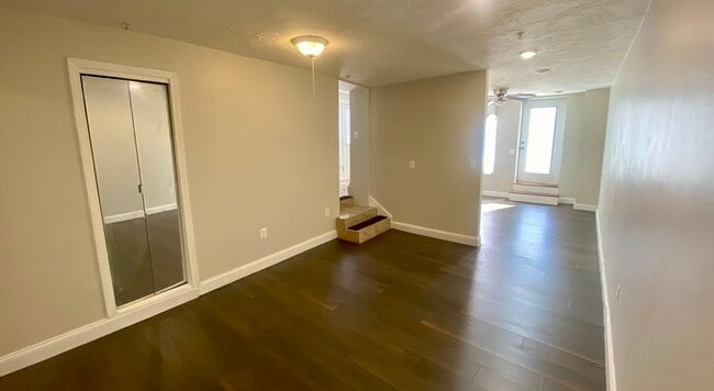 Foto del edificio - 32 Hinckley St