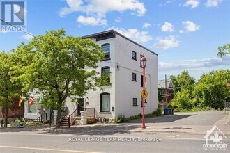 Building Photo - 883-883 Somerset St W
