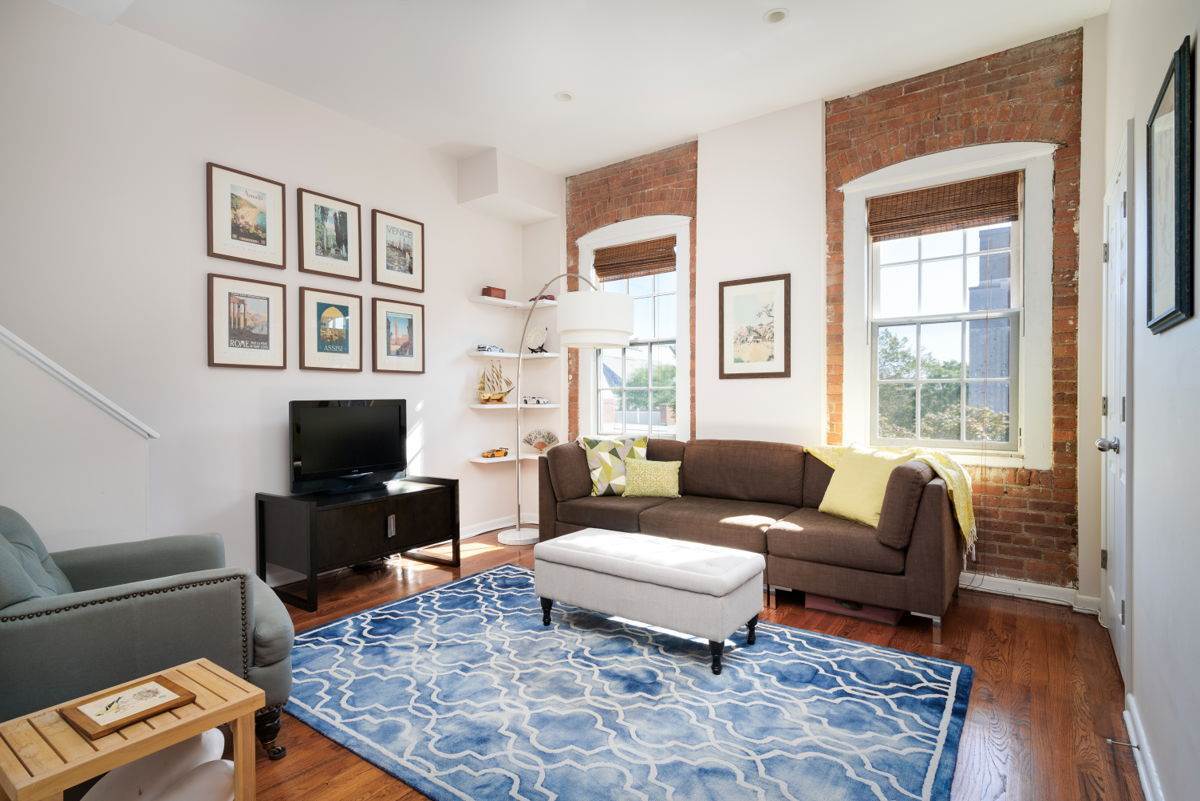 Foto principal - 158 Wayne St