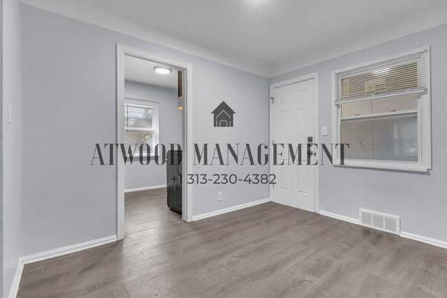 Building Photo - 9969 Pierson St