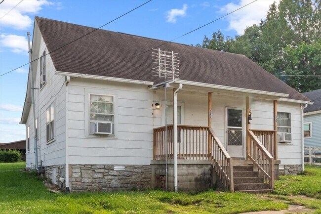 Foto del edificio - 525 Maple St