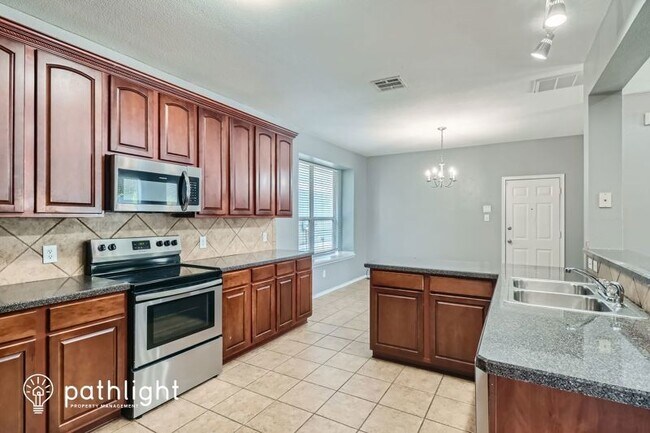 Building Photo - 1800 Murphy Ct