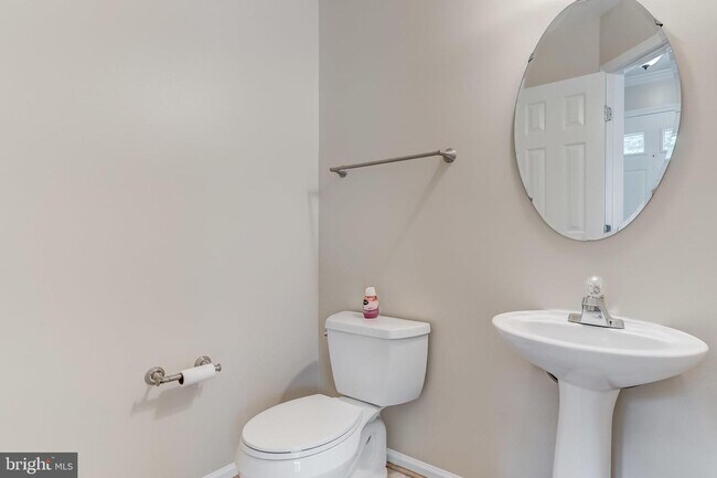 Foto del edificio - 5401 Canonbury Rd