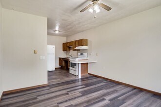 Building Photo - 121 Steiner Terrace