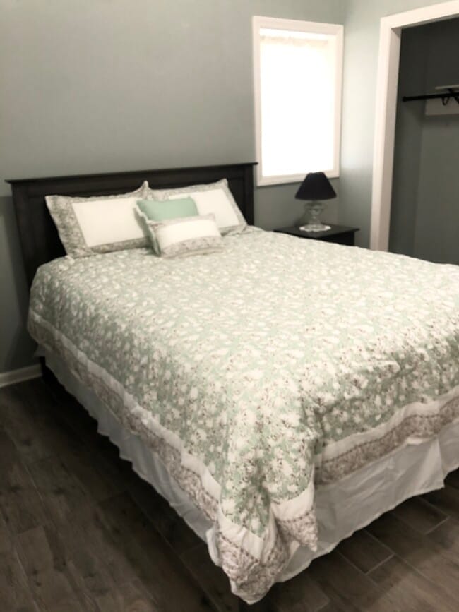 Bedroom - 15784 Wing Rd
