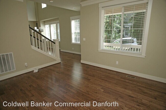 Foto del edificio - 5 br, 3.5 bath House - 2820 102nd Pl NE