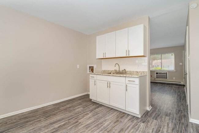 Interior Photo - The Heights