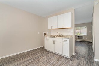 Interior Photo - The Heights
