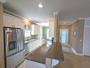 Building Photo - 252 S Glades Trail