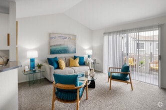 Interior Photo - South Pointe