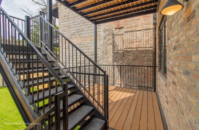 Building Photo - 507 E 60th St