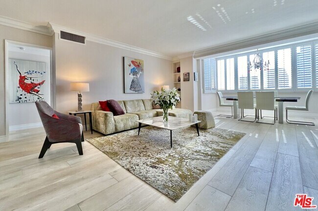 Foto del edificio - 969 Hilgard Ave