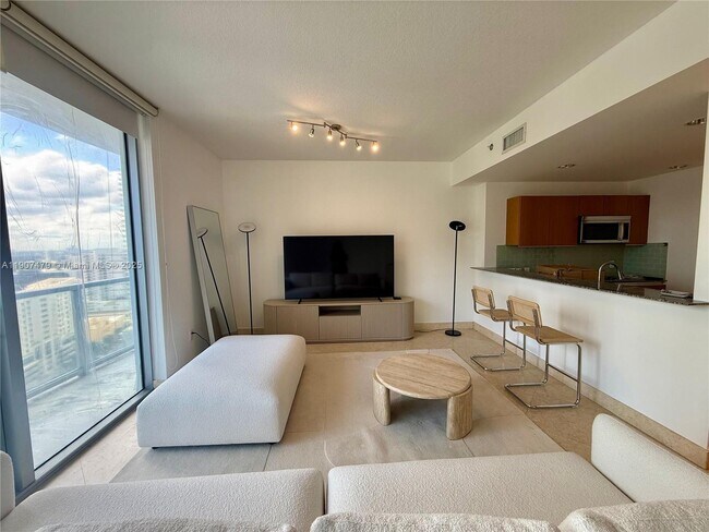 Foto del edificio - 1050 Brickell Ave