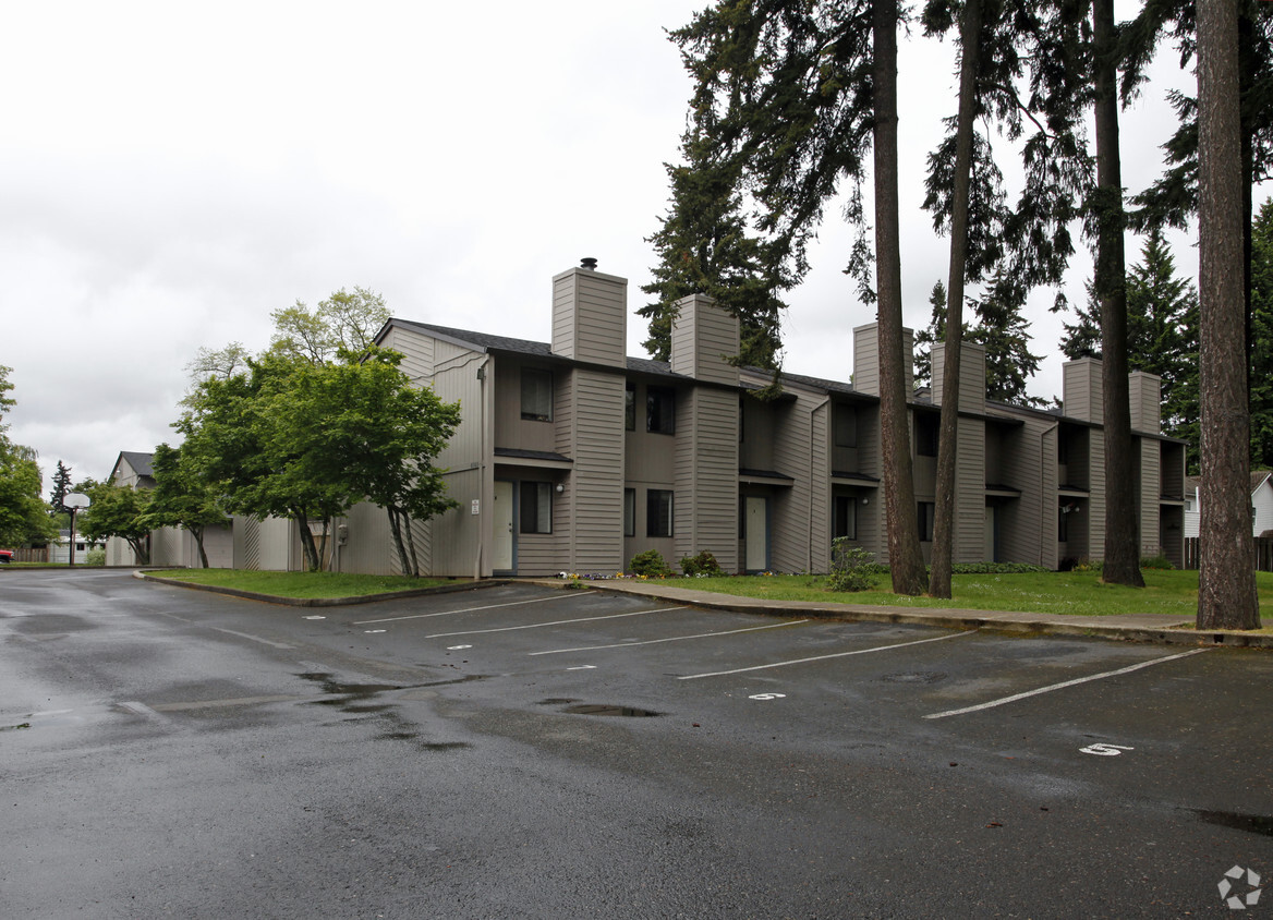 Primary Photo - Durham Estates Townhomes