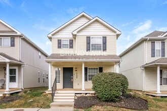 Building Photo - 1002 NE Deer Creek Rd