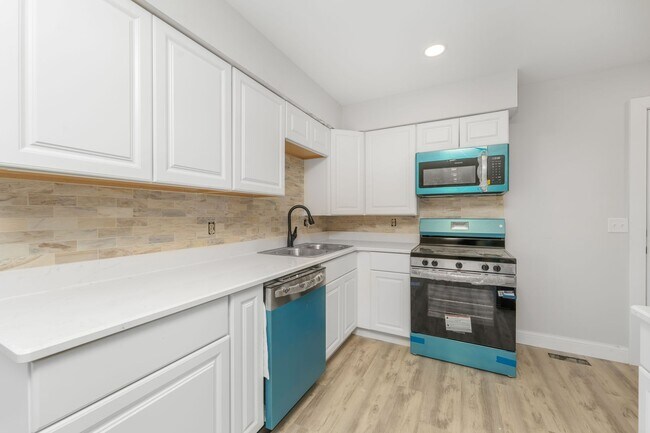 Building Photo - 7725 Timbercreek Ct