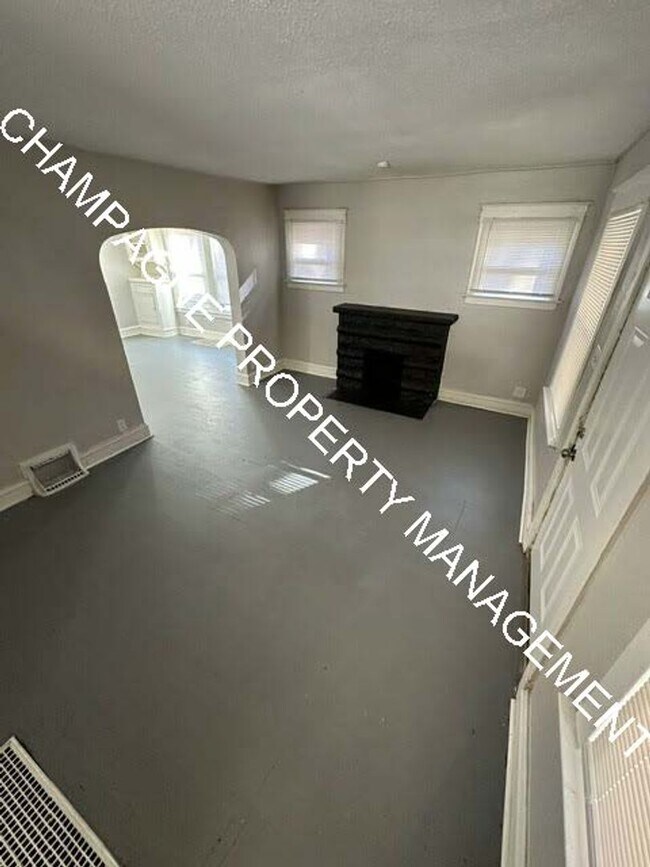 Foto del edificio - Updated Single Family Home in KC