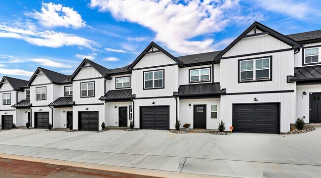 Foto del edificio - 166 Sango Dr