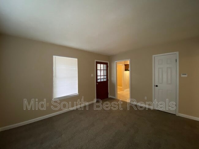 Building Photo - 3483 Arnold Rd