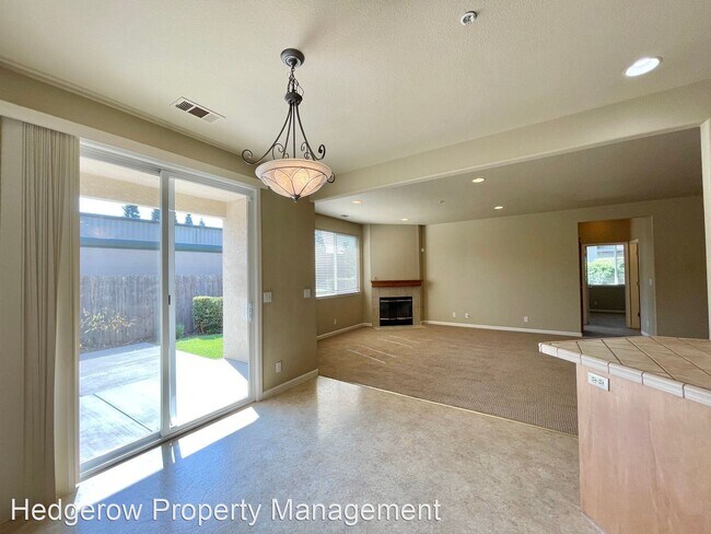 Building Photo - 3 br, 2 bath House - 1032 Matt Drive
