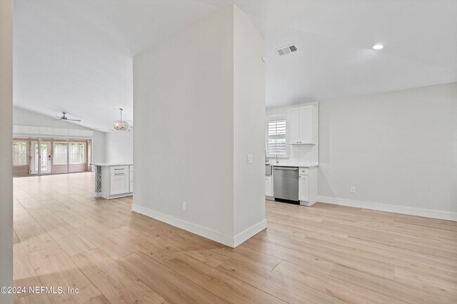 Building Photo - 124 Patrick Mill Cir