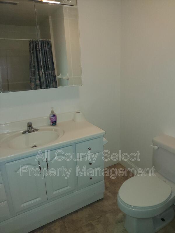 103 Elliott St, Beverly, MA 01915 Condo for Rent in Beverly, MA