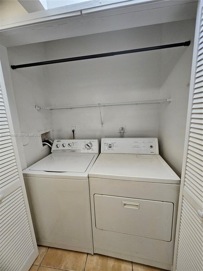 Building Photo - 11570 NW 42nd St