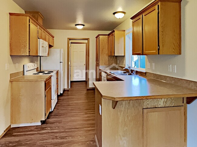 Building Photo - 16214 SE 256th Pl