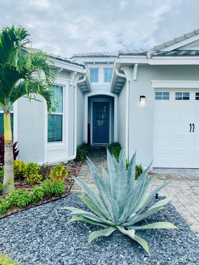 Building Photo - 4565 Canopy Grove Dr