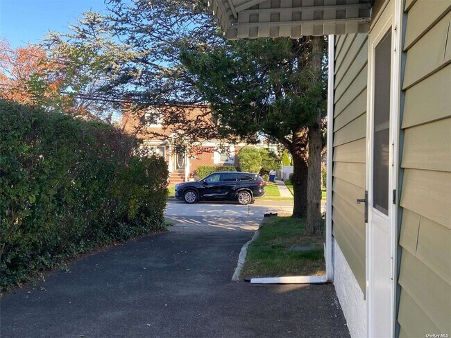 Building Photo - 57 N Rockaway Ave
