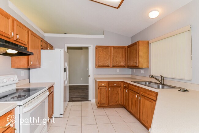 Building Photo - 3123 45th Way E