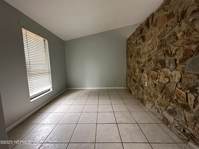 Building Photo - 4336 Whispering Inlet Dr
