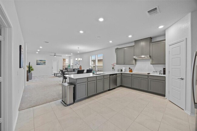 Building Photo - 12529 Hallstatt Dr