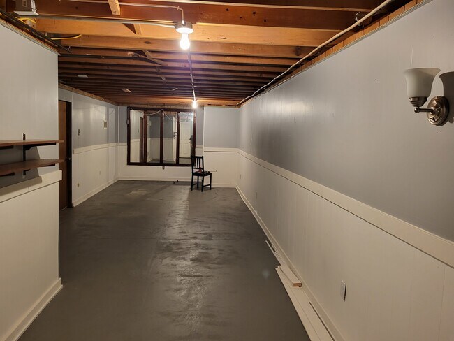 Rec room - 3813 Michael Ave SW