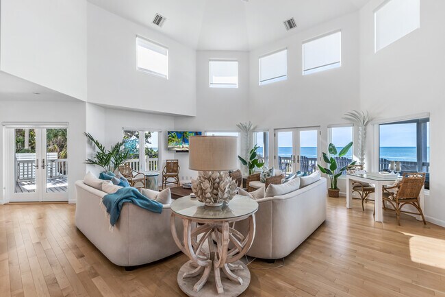 Foto del edificio - 4531 Shore Ln