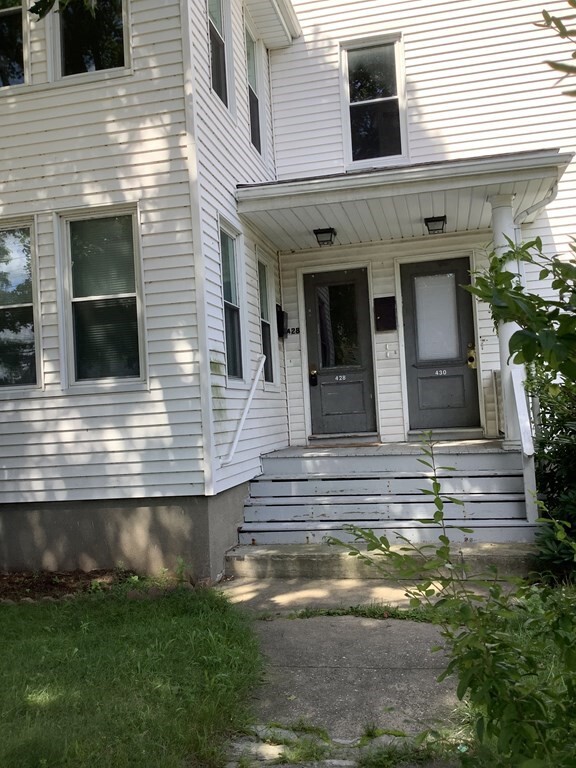 Primary Photo - 430 Concord St